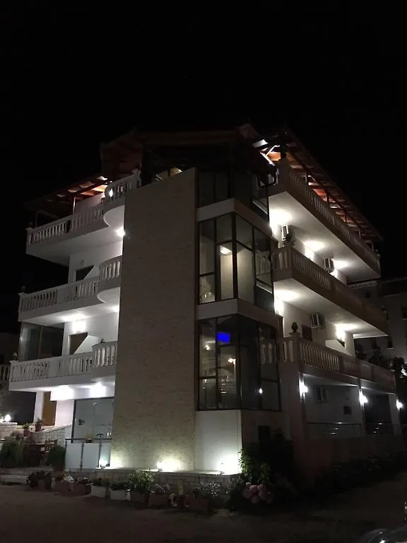 Pensión Villa Ideal Ksamil