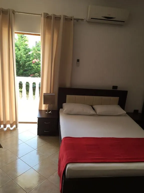 *** Pensión Villa Ideal Ksamil Albania