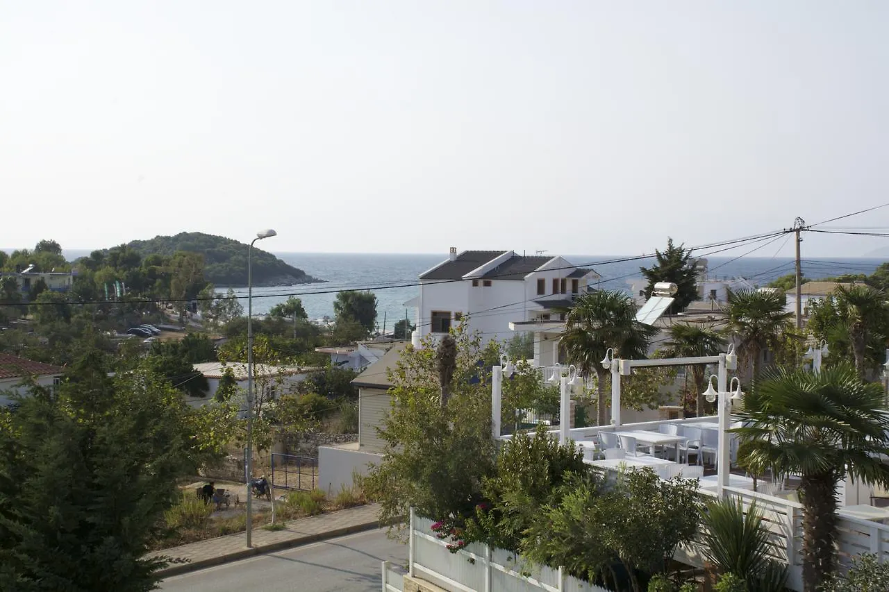 Villa Ideal Ksamil Pensión